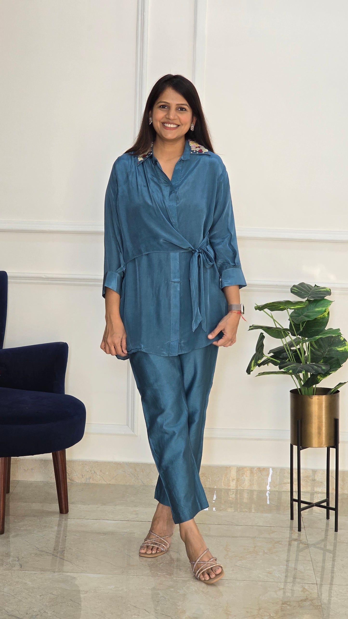 Blue Collar Detail Set - View 6 - PinkTree by Shrutika