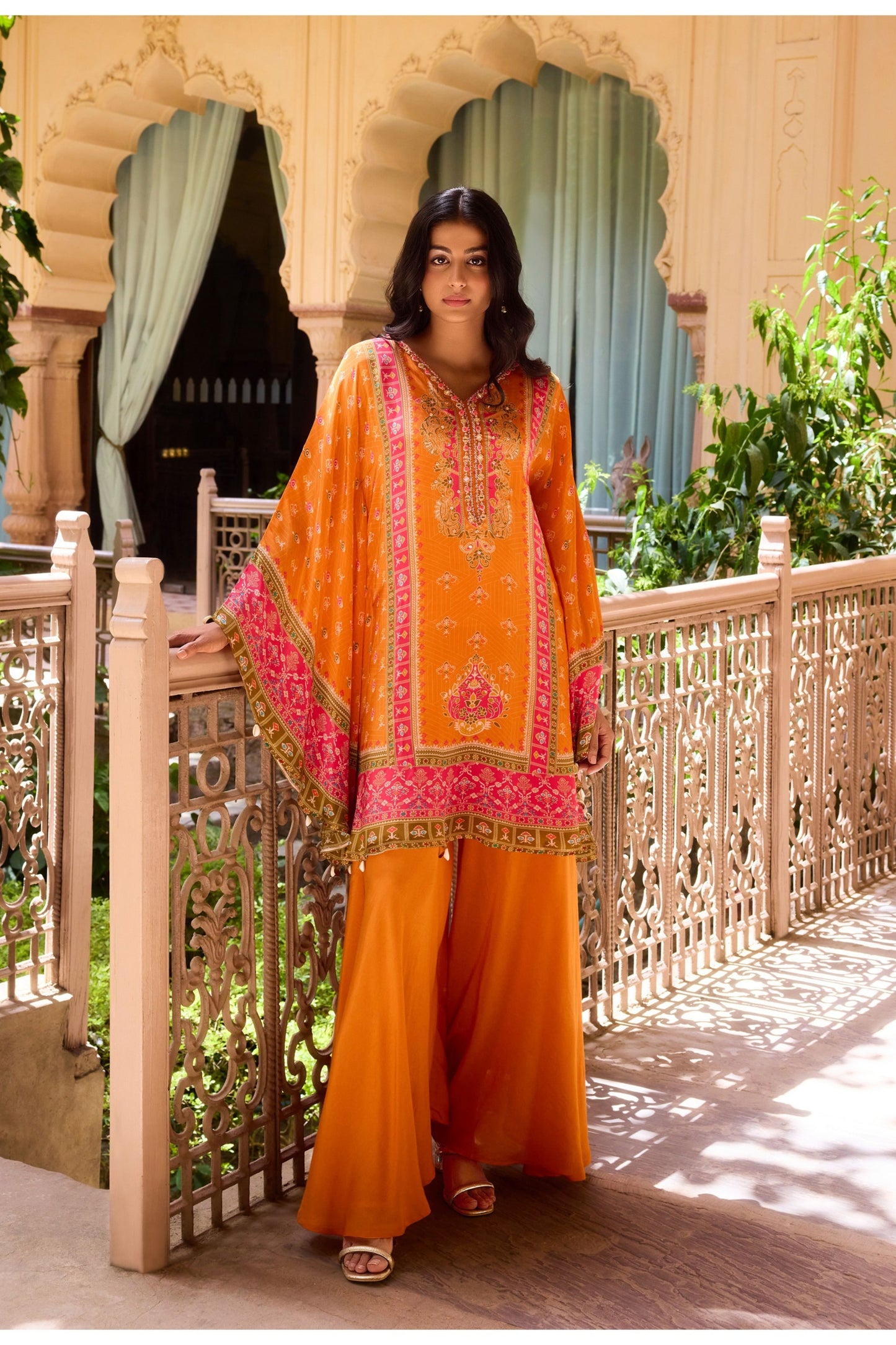 Kesariya Phool Kaftan