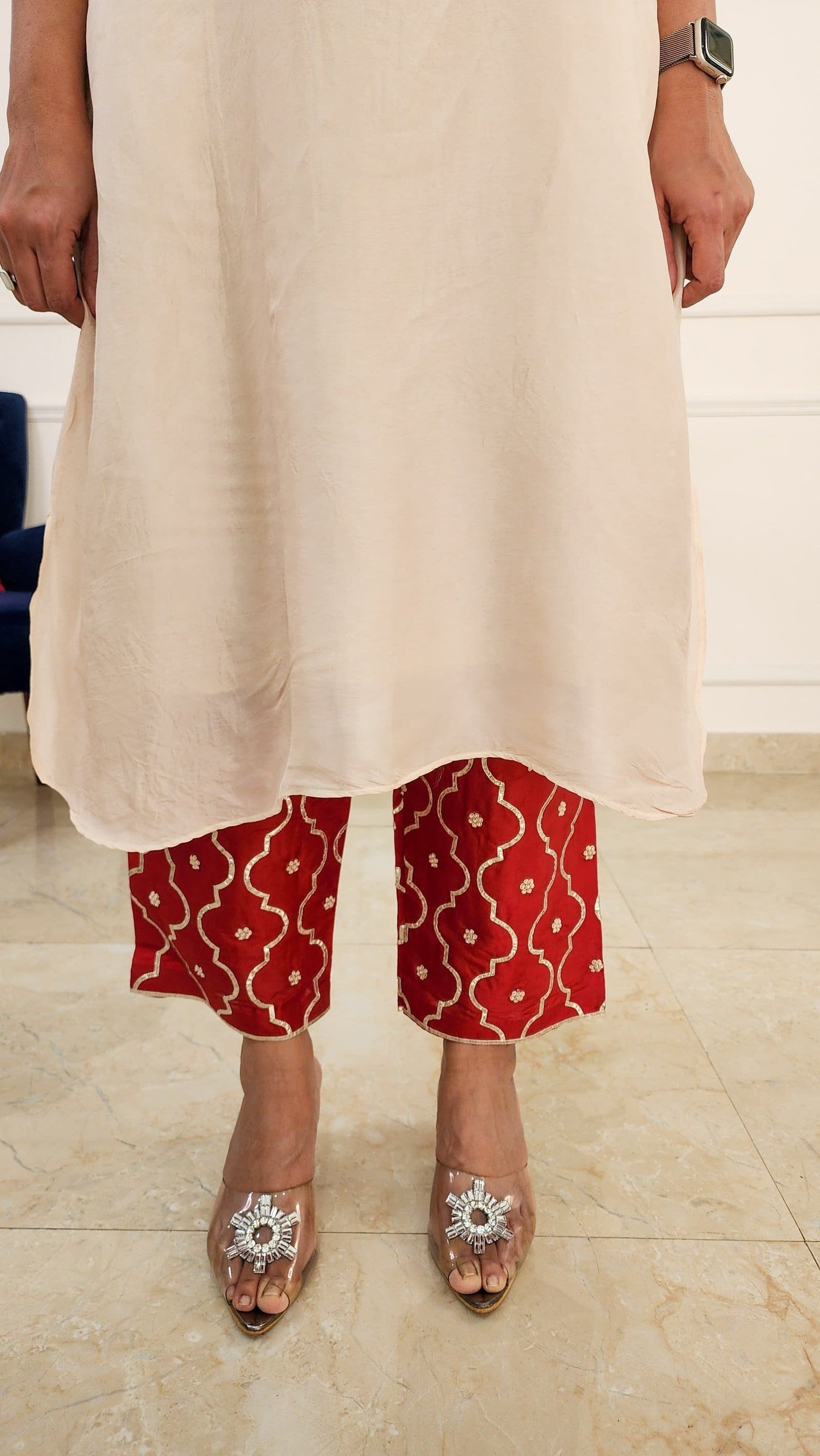 Rangrezi Laal Jaal Pants With Off White Kaftan