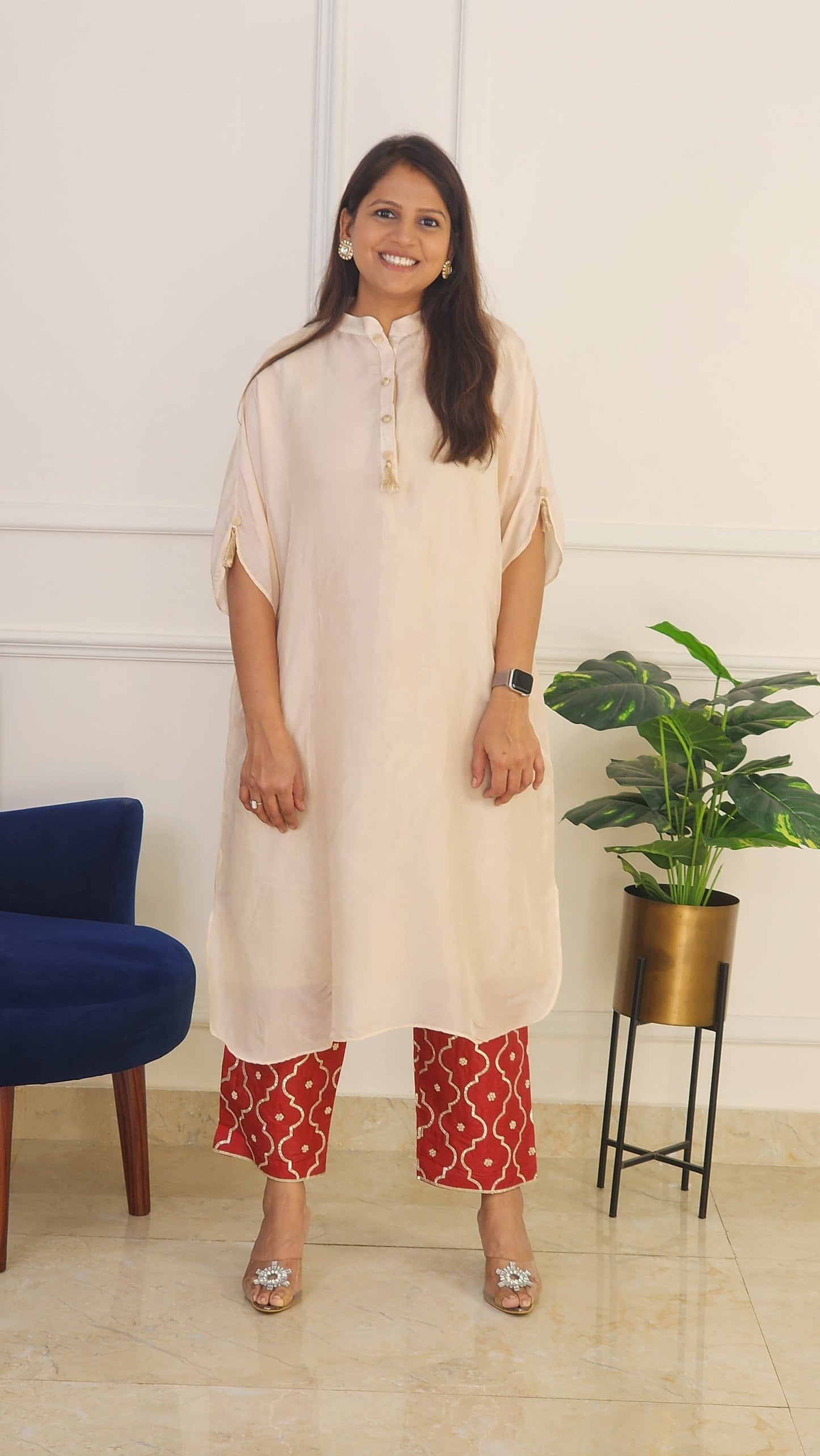 Rangrezi Laal Jaal Pants With Off White Kaftan