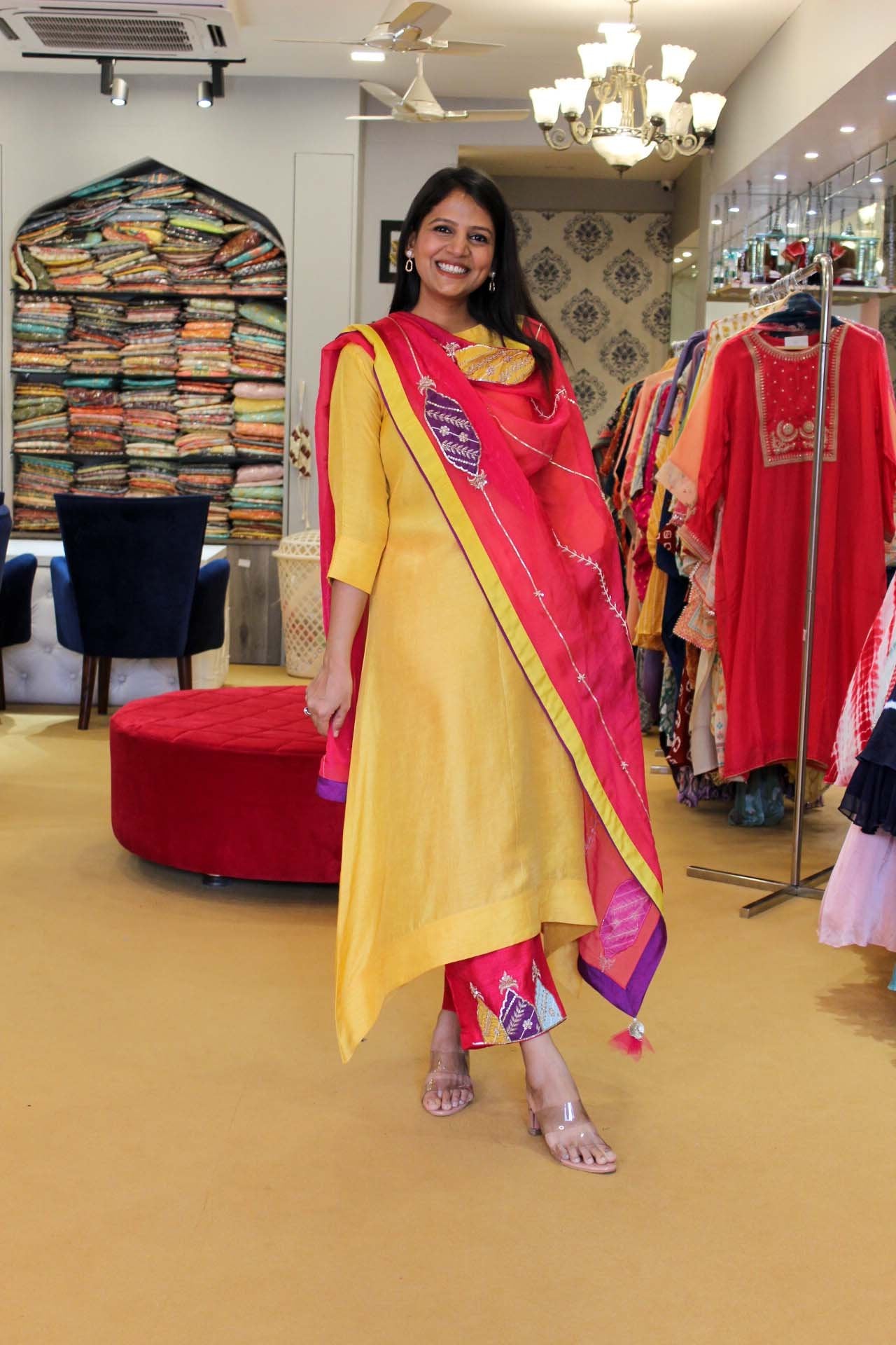 Appliqued Duppata and Pant kurta Set