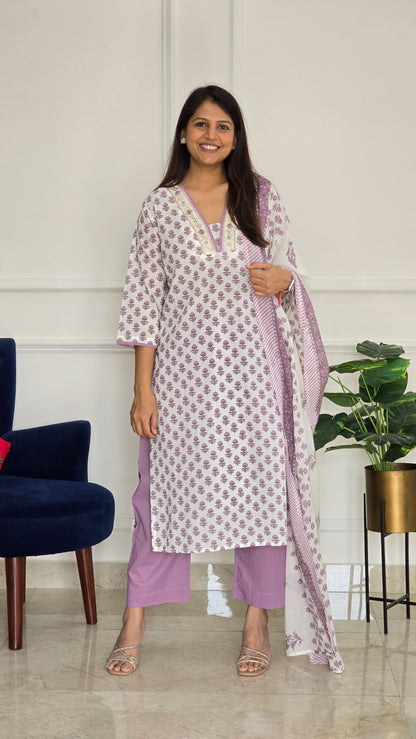 Lilac Phool Kurta Set