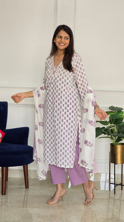 Lilac Phool Kurta Set