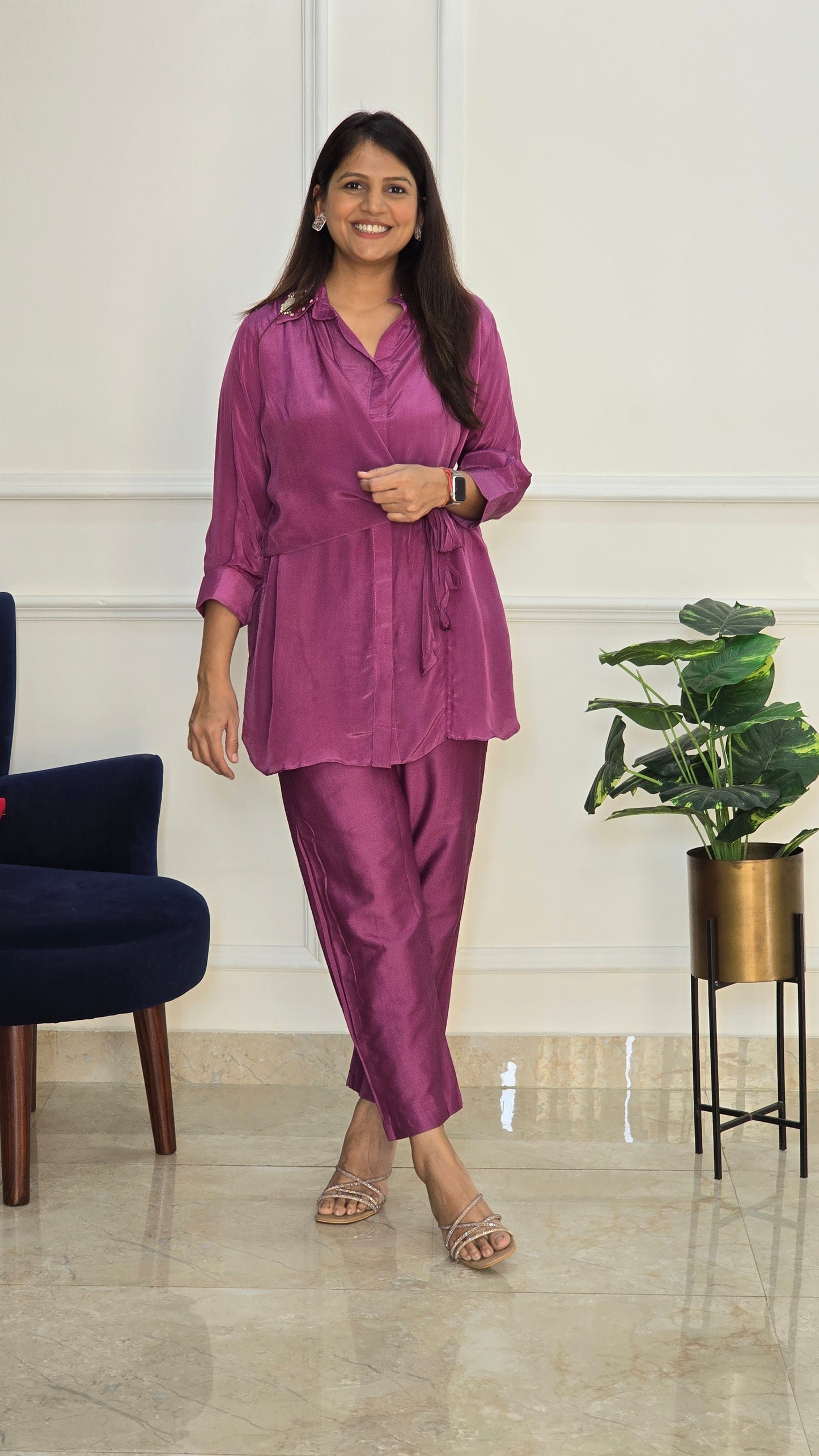 Mauve Collar Detail Set - View 2 - PinkTree by Shrutika