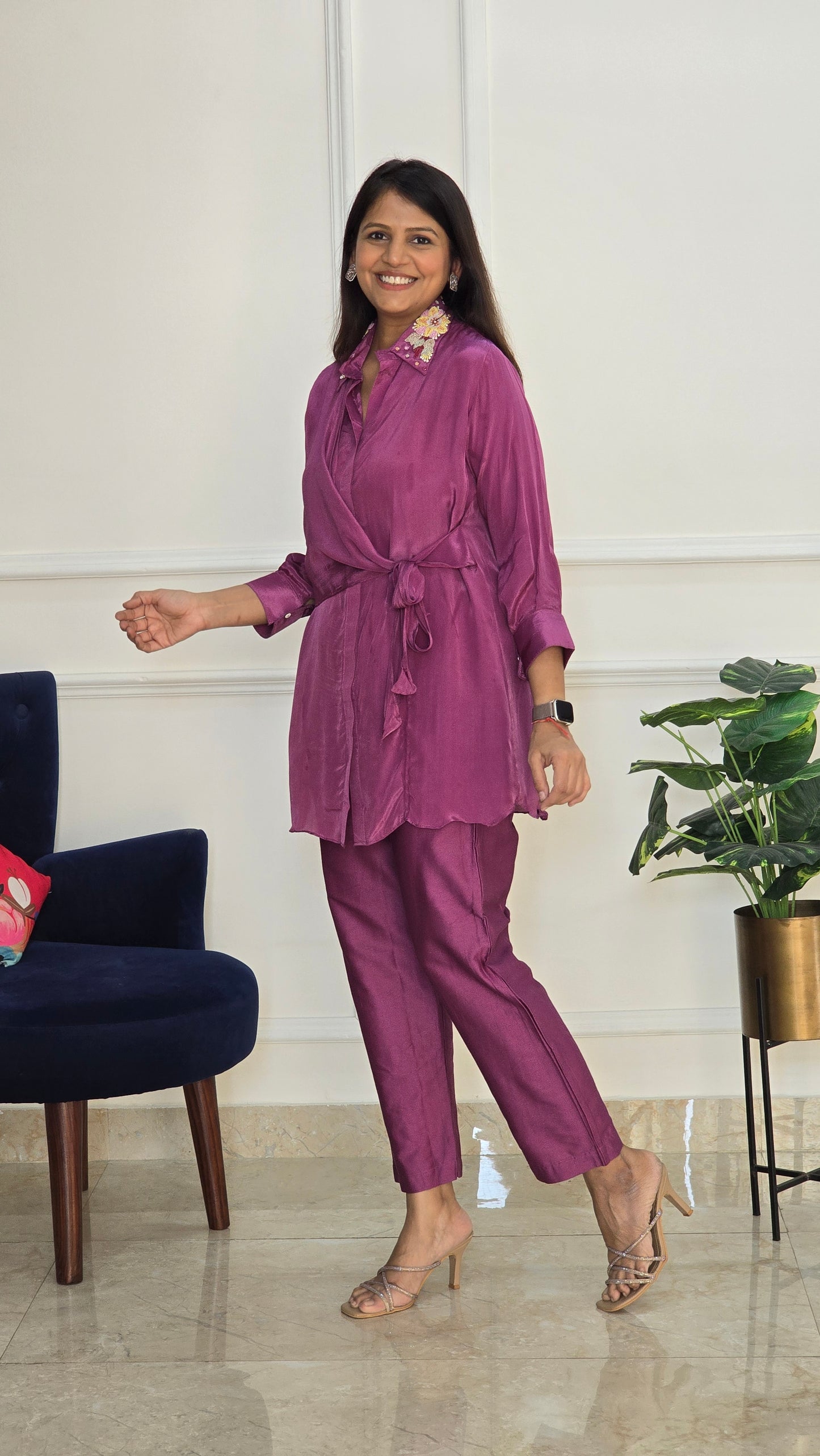 Mauve Collar Detail Set - View 3 - PinkTree by Shrutika