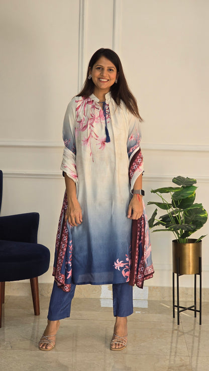 Blue And White Kurta Set