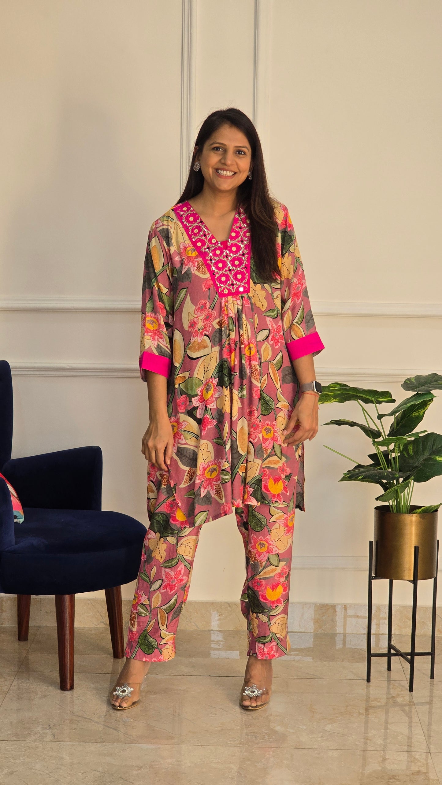 Jhilmil Pink Floral Kurta Set