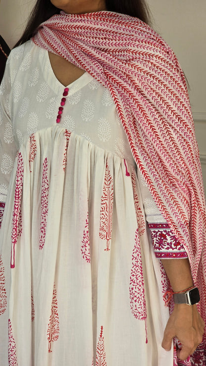 Pink And White Kurta Set