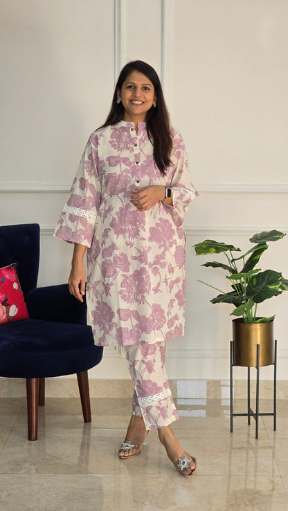 Lilac Floral Kurta and Pants Set - View 2 - PinkTree by Shrutika