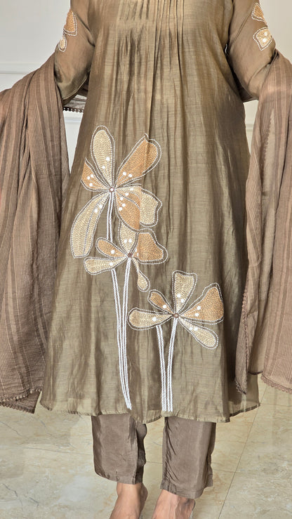 Taupe Kantha Mul Chanderi Set
