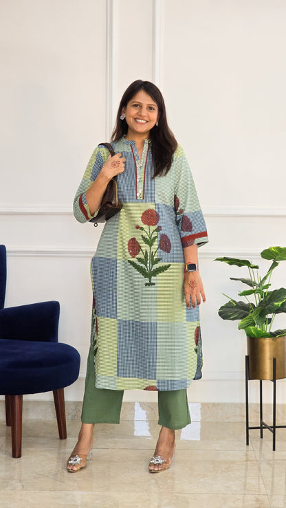 Ghingam Kurta Set - View 2 - PinkTree by Shrutika