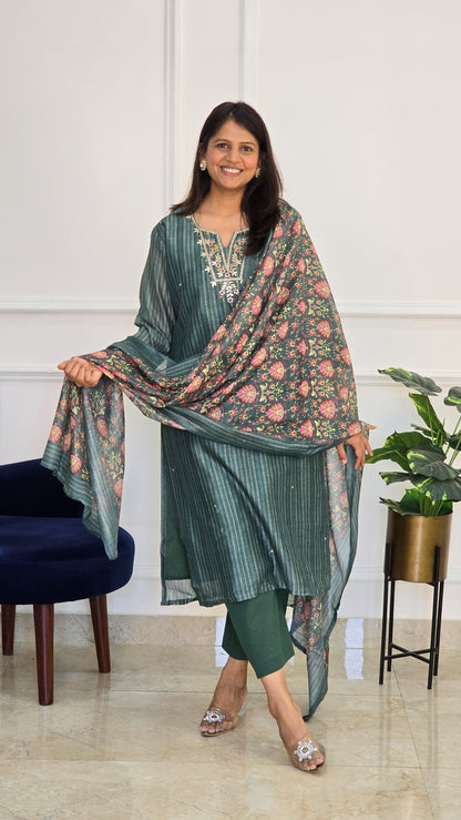 Sitara Suit Set - View 5 - PinkTree by Shrutika