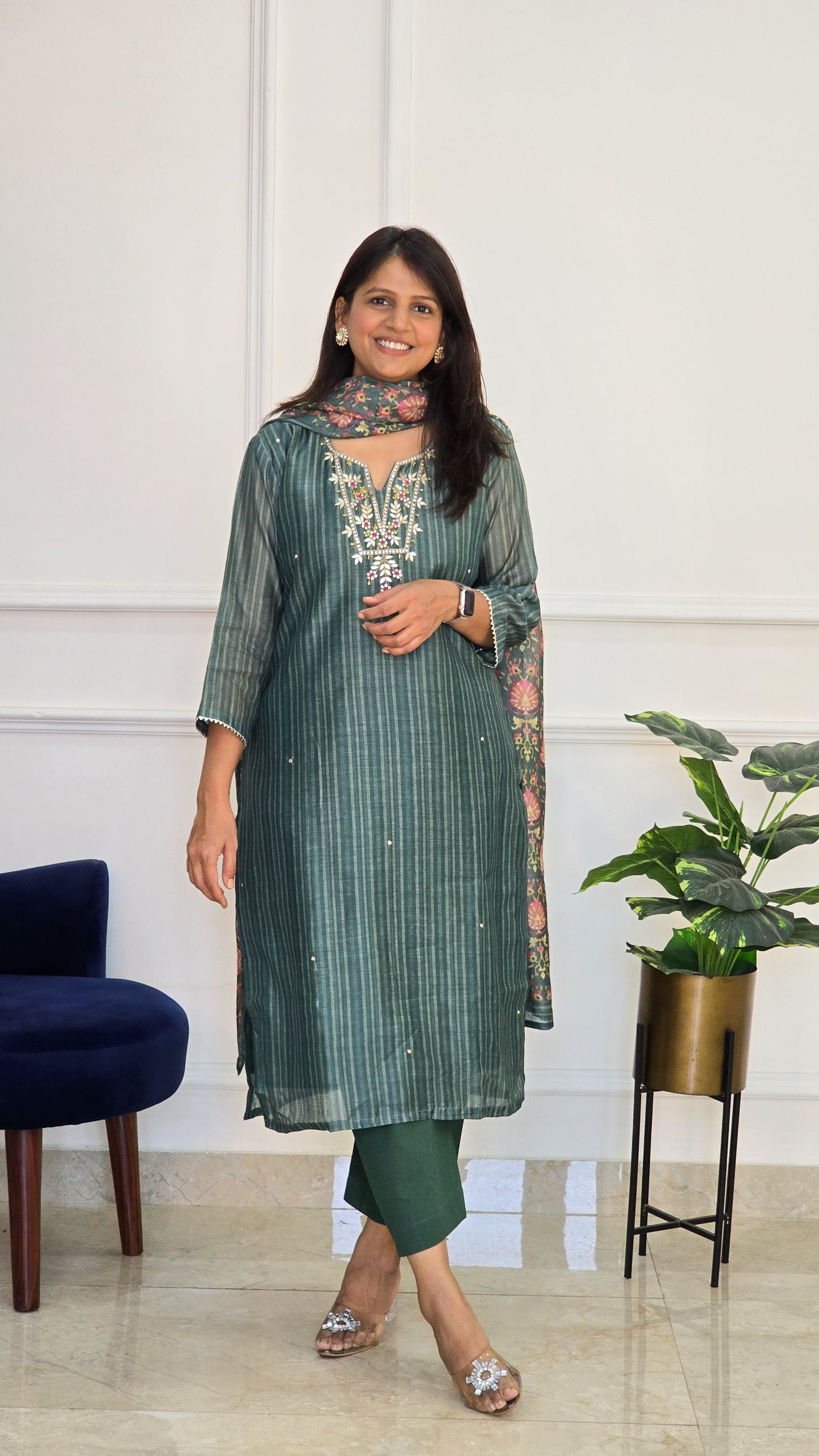 Sitara Suit Set - View 3 - PinkTree by Shrutika