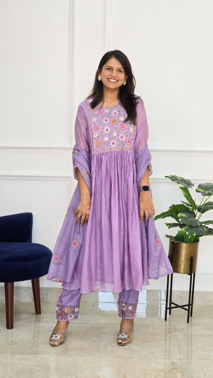 Lilac Mul Chanderi Embrioderd Suit