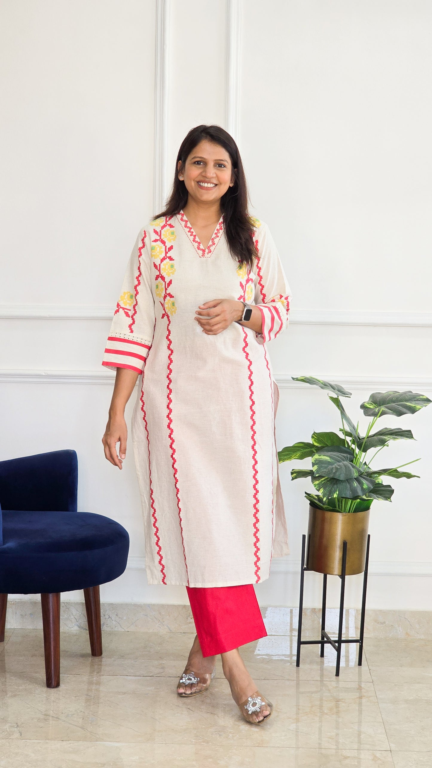 Red Handloom Kurta Set - View 2 - PinkTree by Shrutika