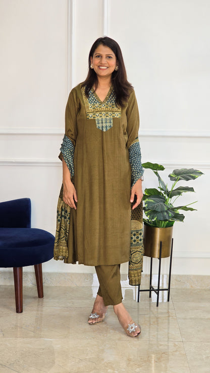 Green Muslin Ajrakh Applique Suit Set