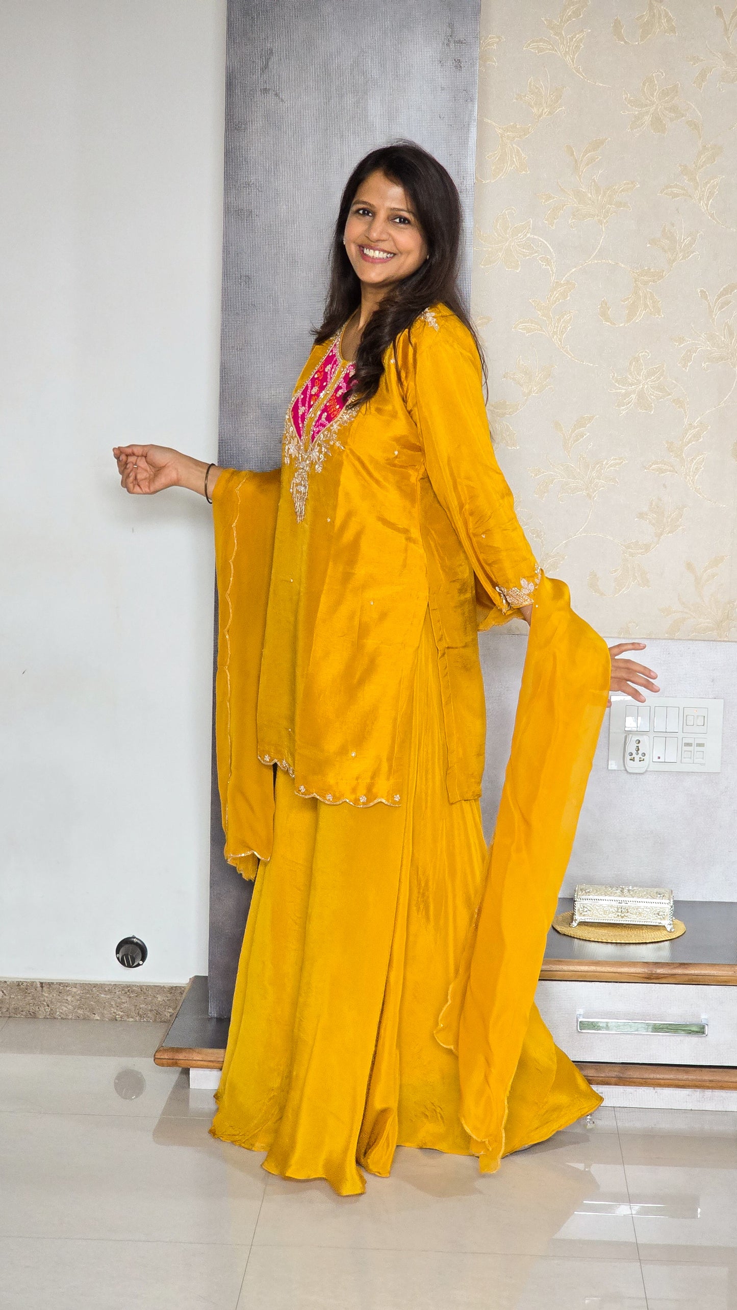 Yellow Bandhej Detailing Set