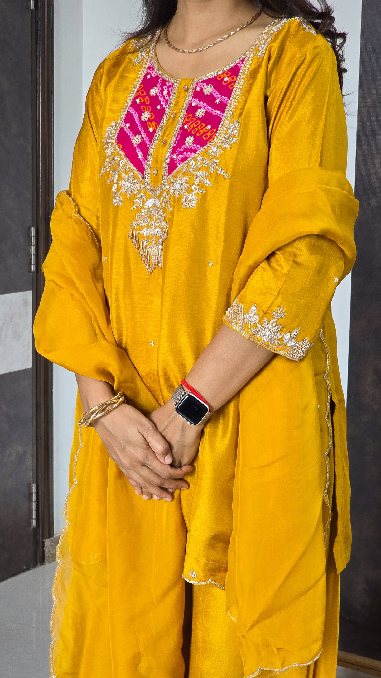 Yellow Bandhej Detailing Set
