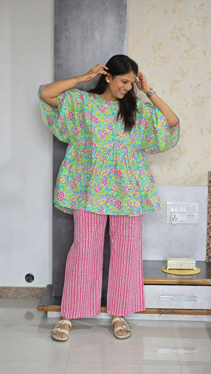 Petal Lounge Set