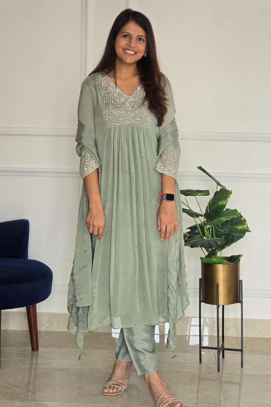 Green Heer Flare Suit Set