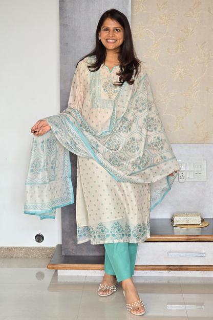 Neel Bahaar Set