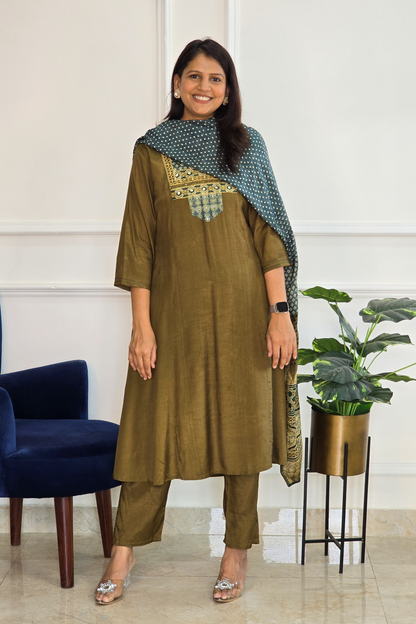 Green Muslin Ajrakh Applique Suit Set