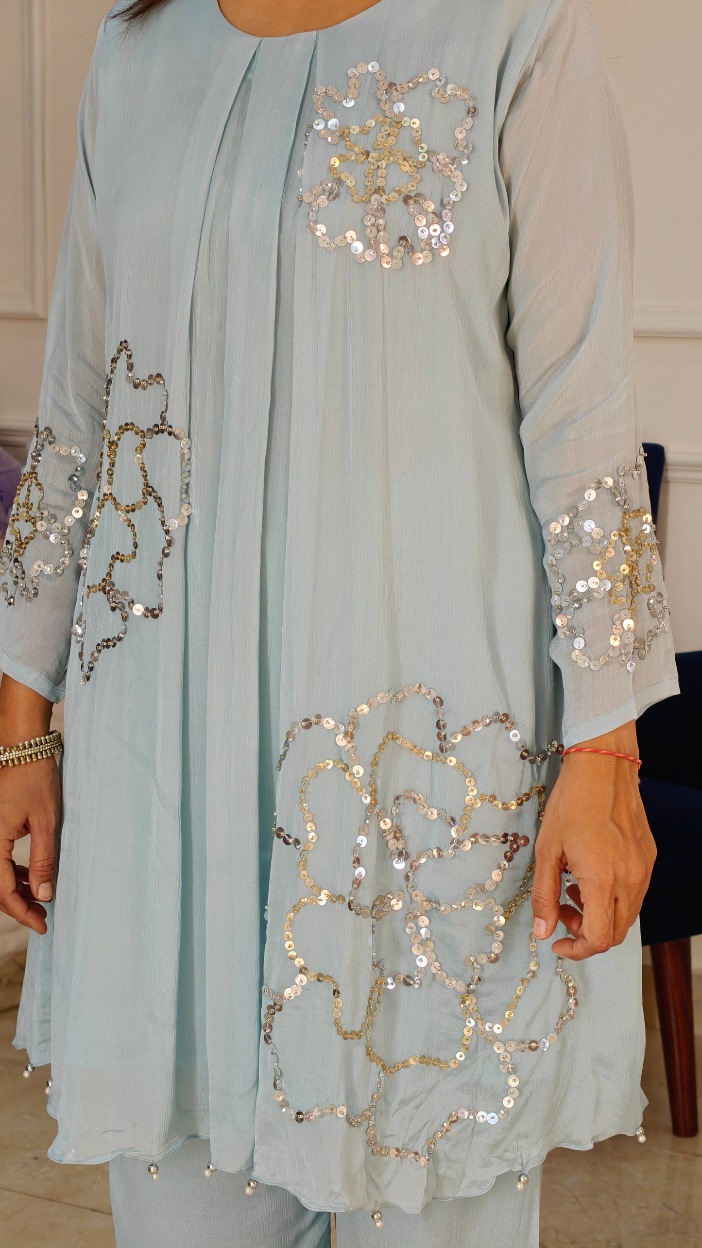 Sheen Tari Kurta and Pants Set (Blue)