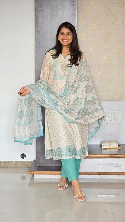 Neel Bahaar Set