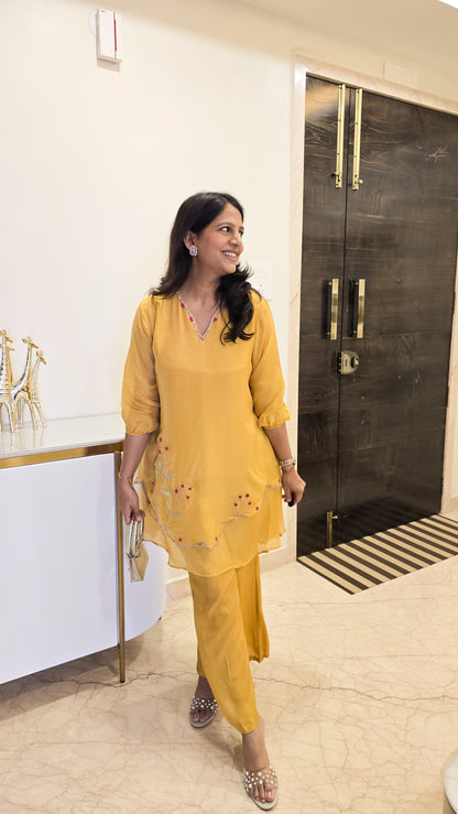 Yellow Elegance Muslin Set