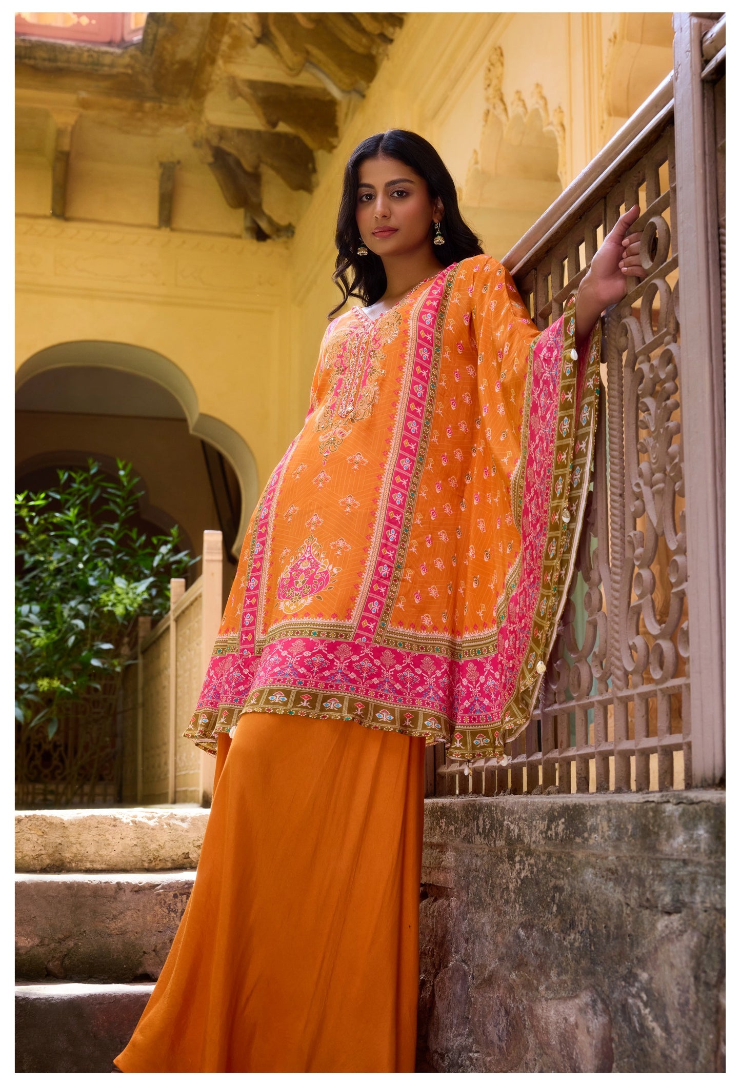 Kesariya Phool Kaftan