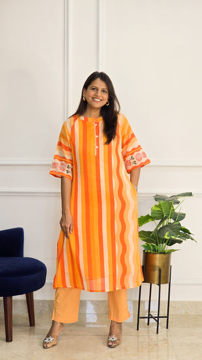 Mul orange stripe kurta set - View 2 - PinkTree by Shrutika