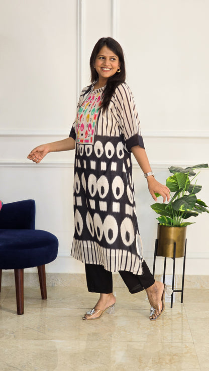 Mul Ikat Suit Set - View 2 - PinkTree by Shrutika
