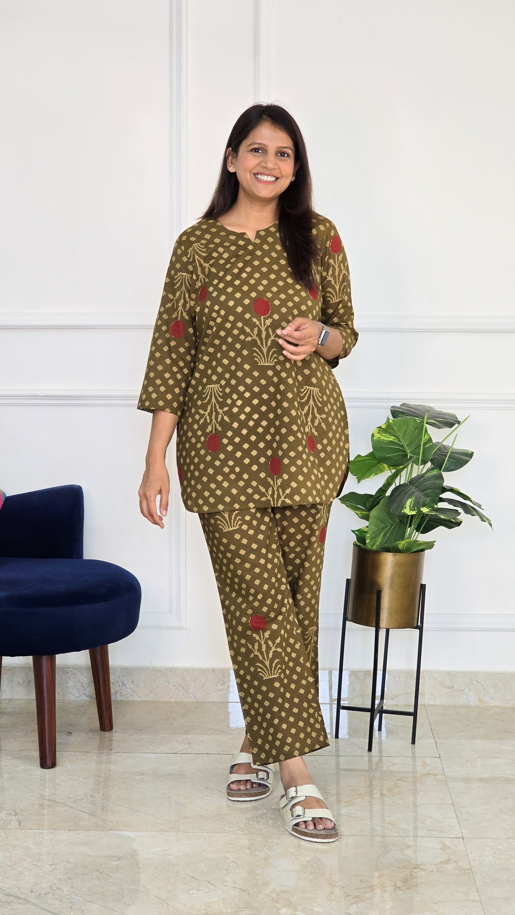 Olive Bloom Lounge Set - View 5 - PinkTree by Shrutika