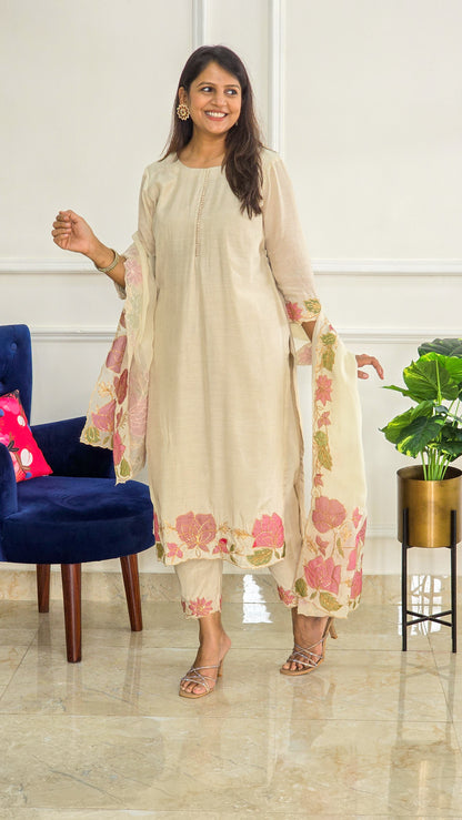 Off White Applique Suit Set