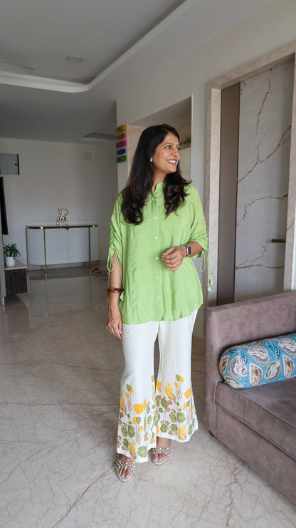 Green Solid Top With Printed Pants