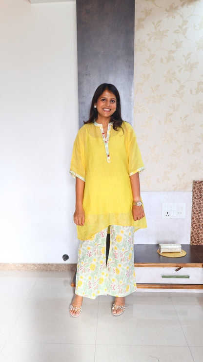 Sunshine Yellow Top With Printed Pants