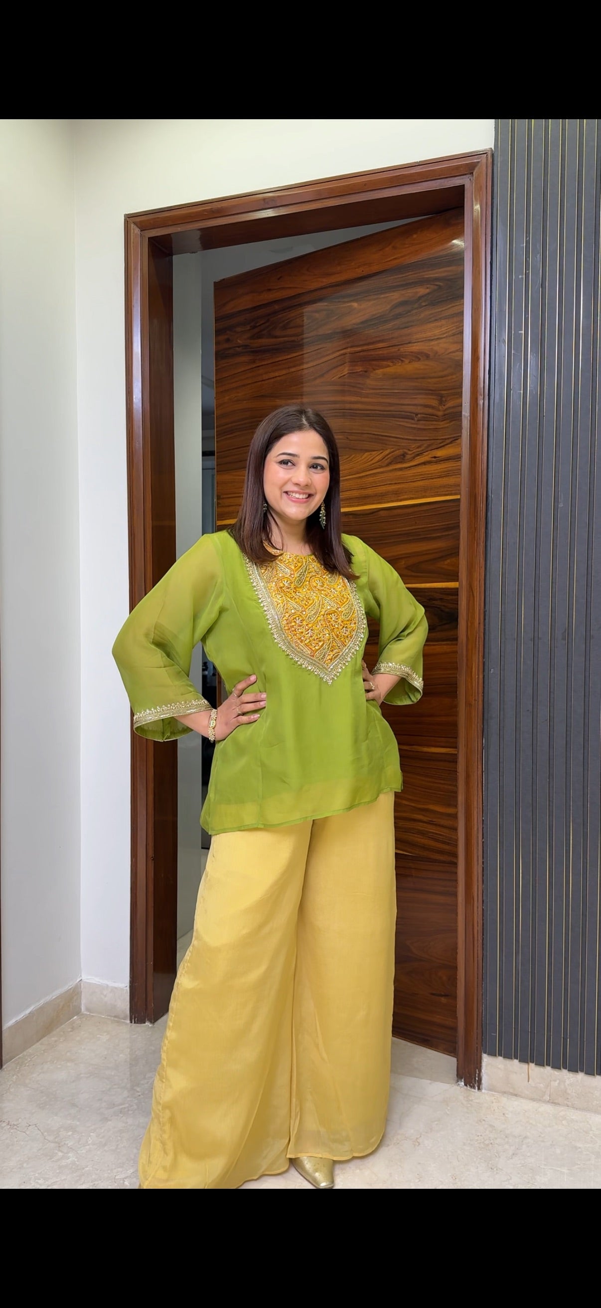 Banarasi Detail Short Kurta and Plazzo Set - View 3 - PinkTree by Shrutika