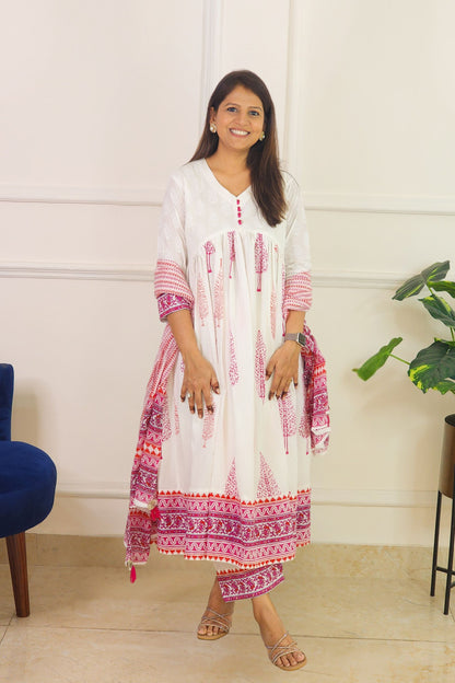 Pink and White Flare kurta Set